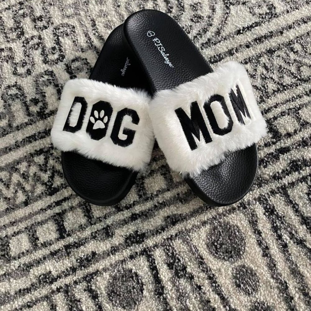 Slides/Slippers “Dog Mom” Size Small White/Black PJ Salvage